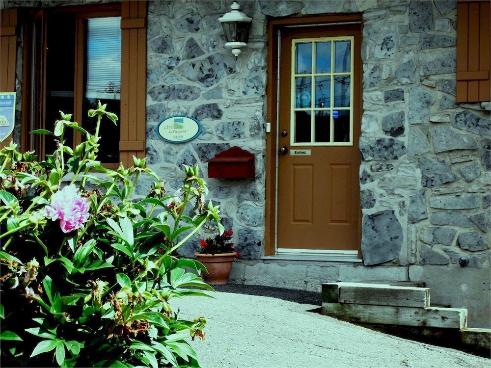 Au Gîte de la Chute Saint-Jean-de-Boischâtel Extérieur photo